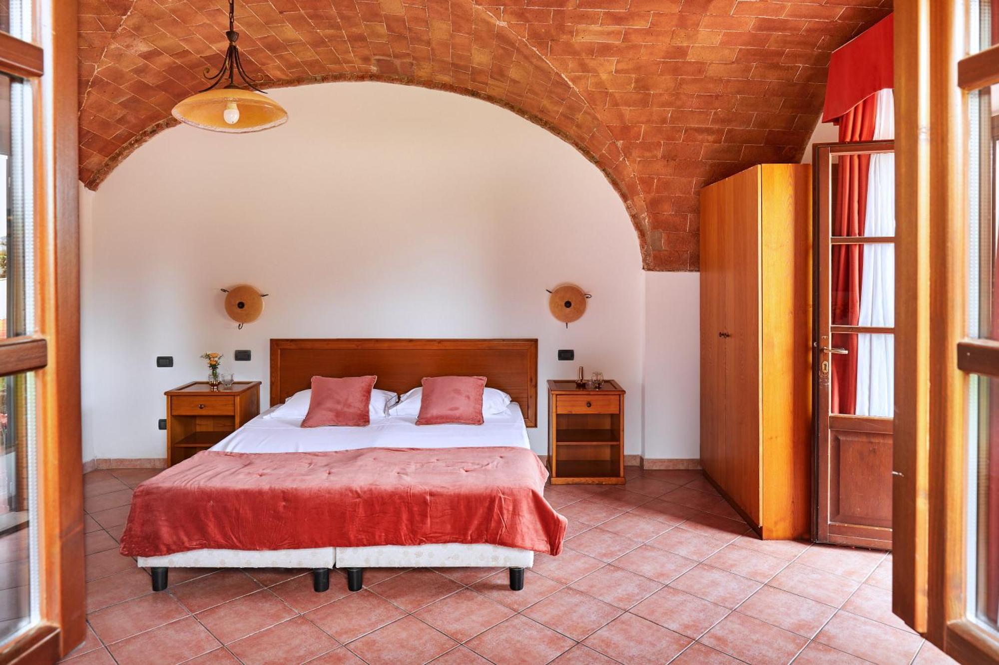 Relais Belvedere Montecatini Val di Cecina Rom bilde